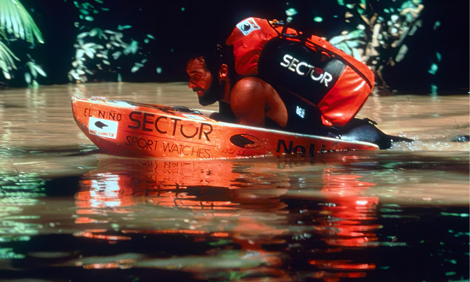 Expédition sur une rivière amazonienne